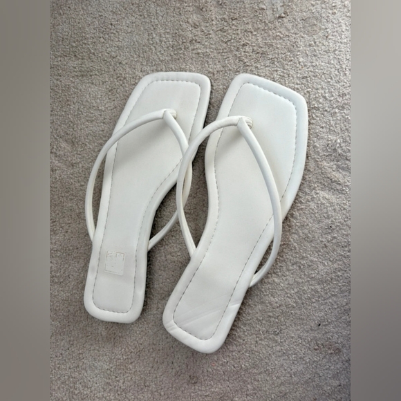 Shoes - Elegant White Women's Sandals